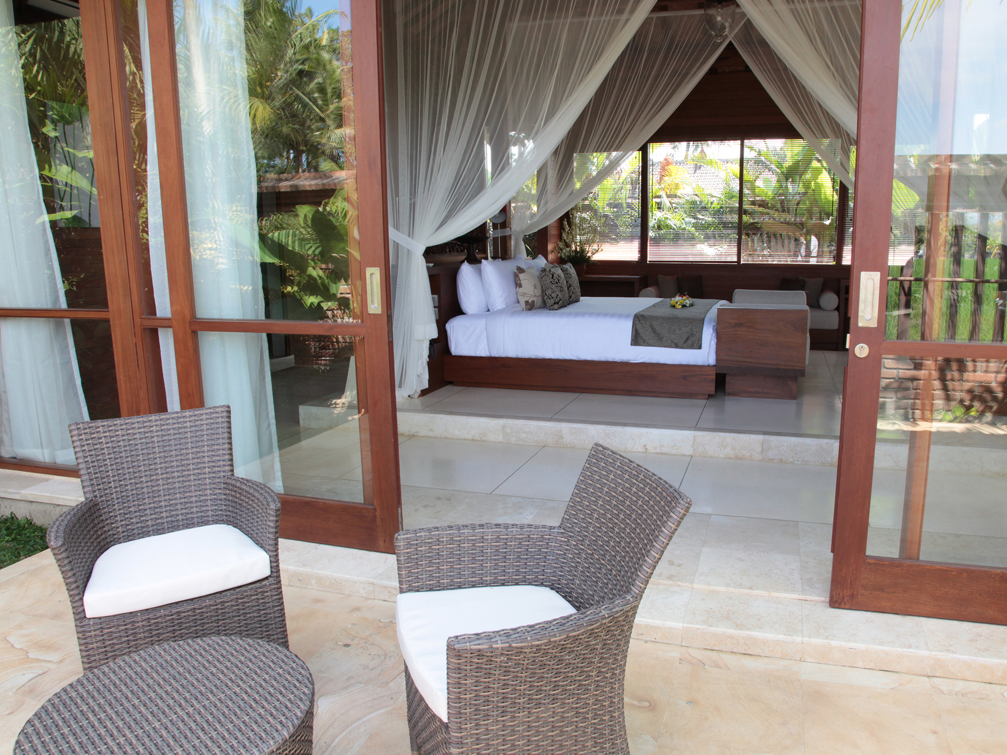10. Villa Amy - Subak bedroom sitting area - Dea Villas - Villa Amy, Canggu, Bali
